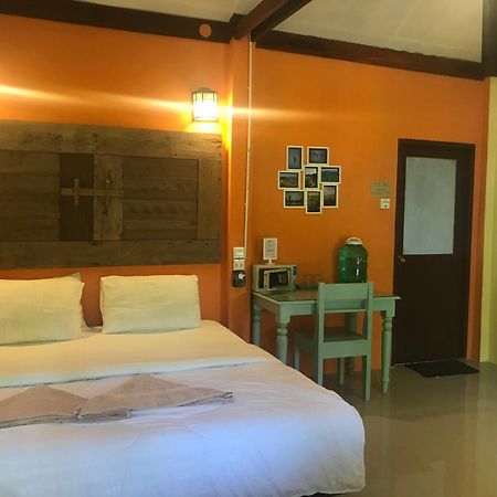 Chomjan Resort Koh Phayam Exteriér fotografie